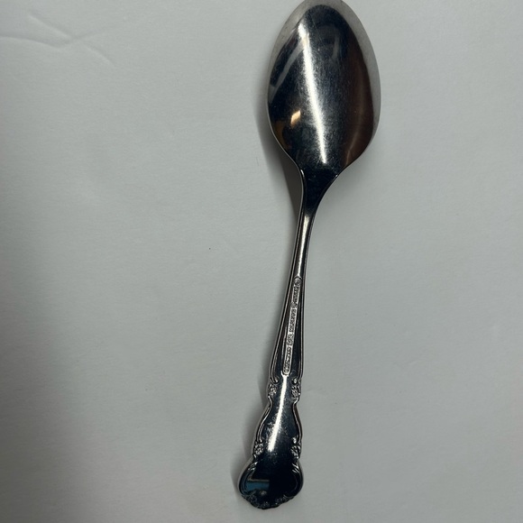 Reed & Barton Dickenson Oval Soup Spoon 18-8 Stainless Steel Glossy Flatware - Picture 2 of 9